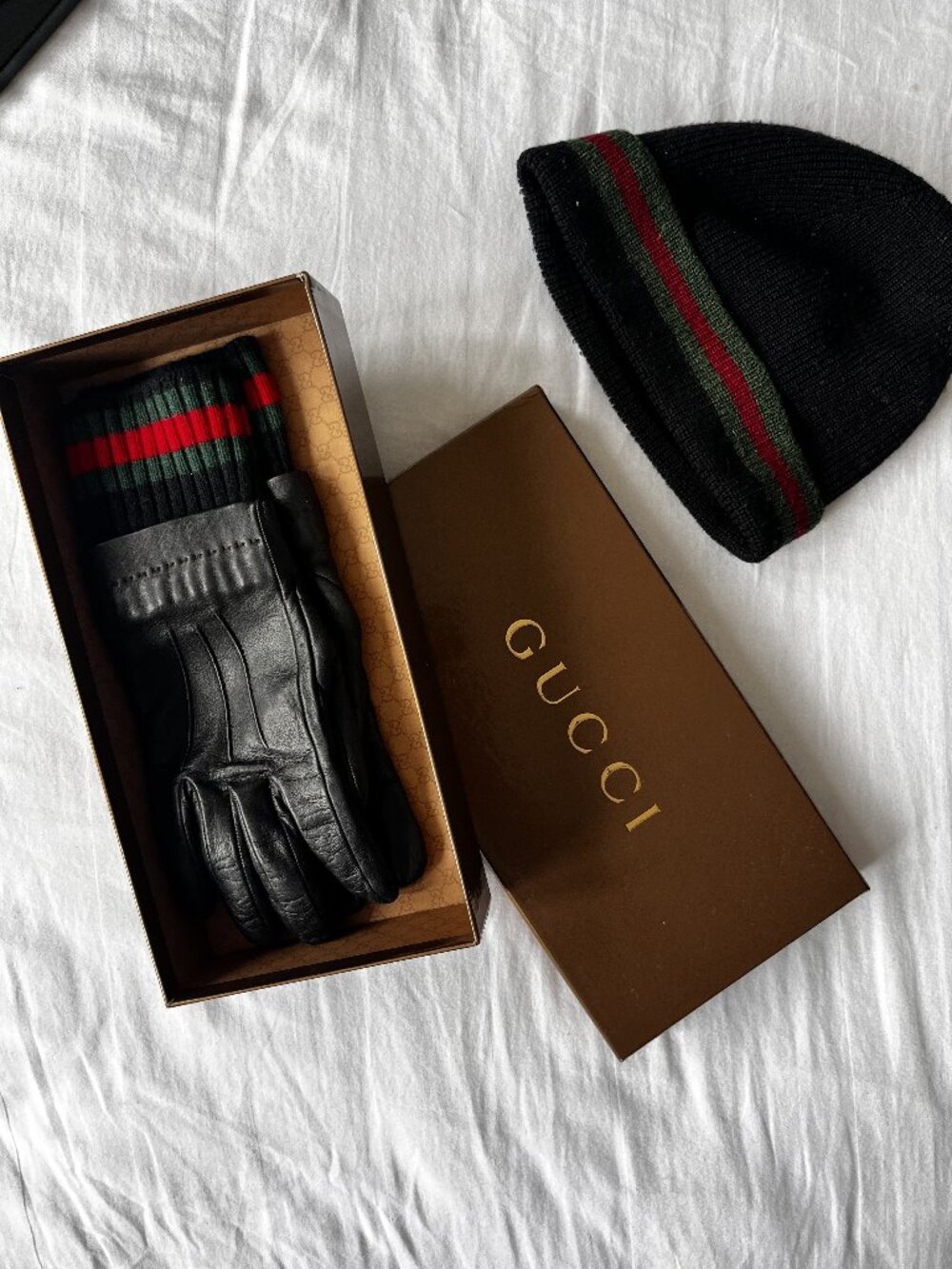 Gucci - Web Stripe Gloves & Beanie Preloved